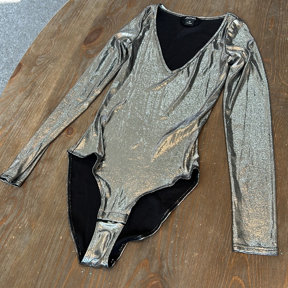 Monki Silver Bodysuit - Picture 4 of 8